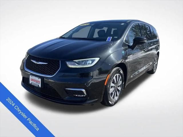 2024 Chrysler Pacifica Hybrid Select for sale in Attica, NY