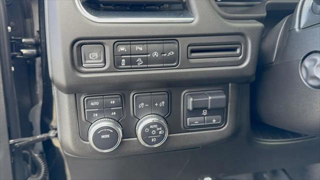 2022 GMC Yukon 4WD AT4