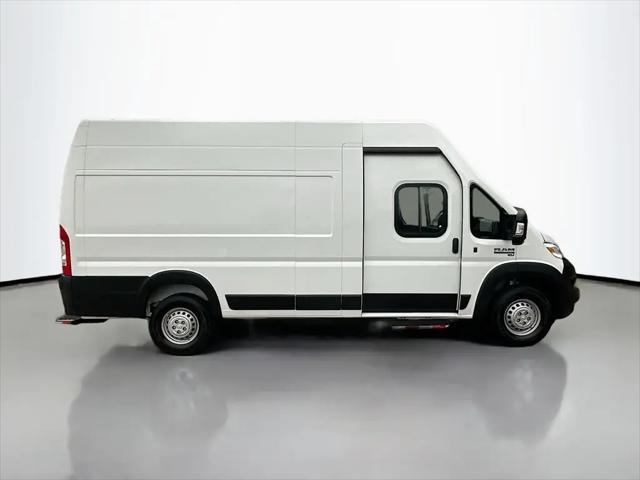2024 Ram ProMaster Tradesman