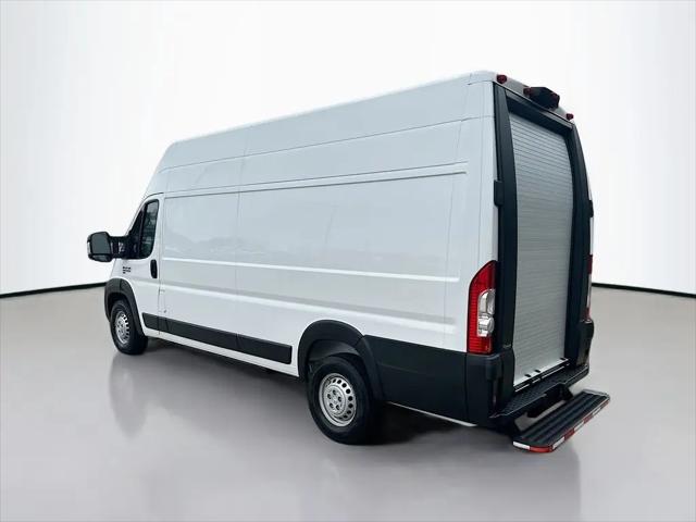 2024 Ram ProMaster Tradesman