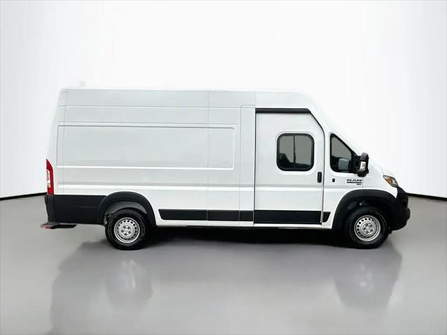 2024 Ram ProMaster Tradesman