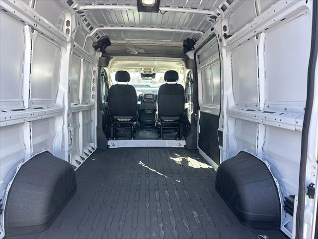 2026 Ram ProMaster Cargo Van Tradesman High Roof 136" WB w/Pass Seat