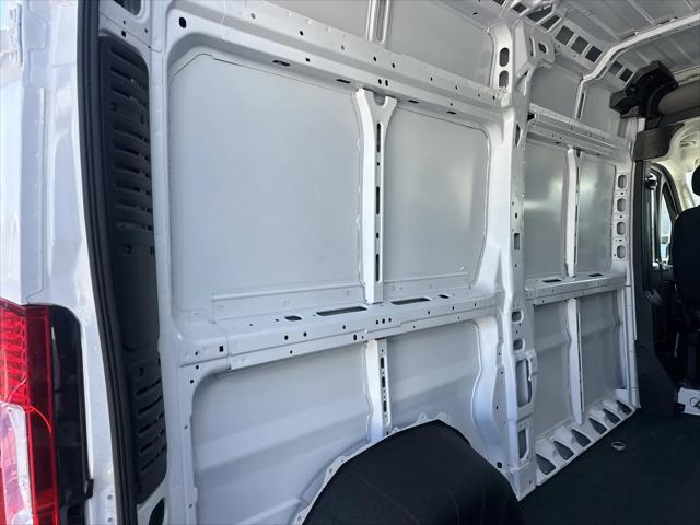 2026 Ram ProMaster Cargo Van Tradesman High Roof 136" WB w/Pass Seat