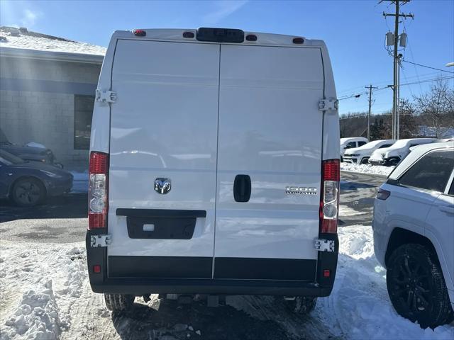 2026 Ram ProMaster Cargo Van Tradesman High Roof 136" WB w/Pass Seat