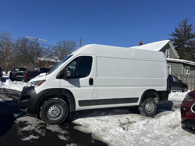 2026 Ram ProMaster Cargo Van Tradesman High Roof 136" WB w/Pass Seat