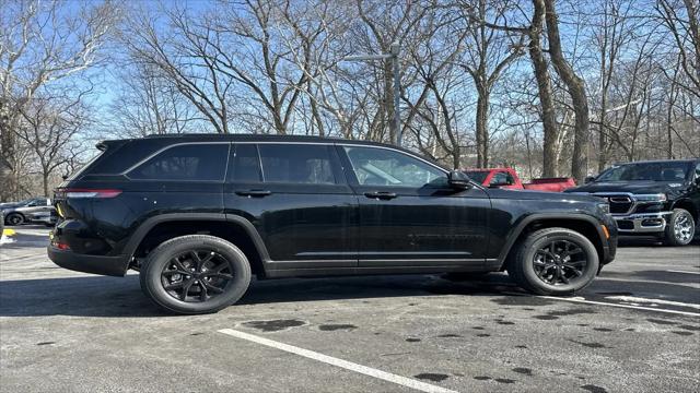 2026 Jeep Grand Cherokee Altitude 4x4