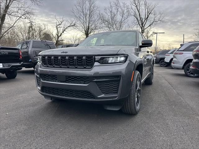 2026 Jeep Grand Cherokee Altitude 4x4