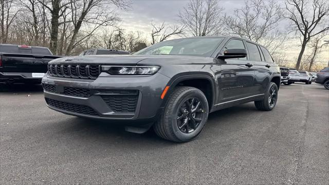 2026 Jeep Grand Cherokee Altitude 4x4