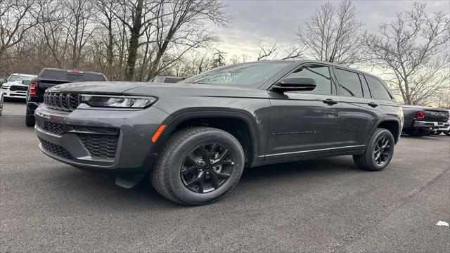 2026 Jeep Grand Cherokee Altitude 4x4