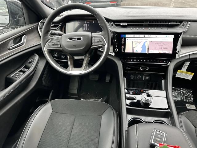 2026 Jeep Grand Cherokee Altitude 4x4
