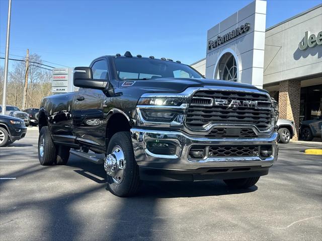 2026 Ram 3500 Tradesman Regular Cab 4x4 8' Box