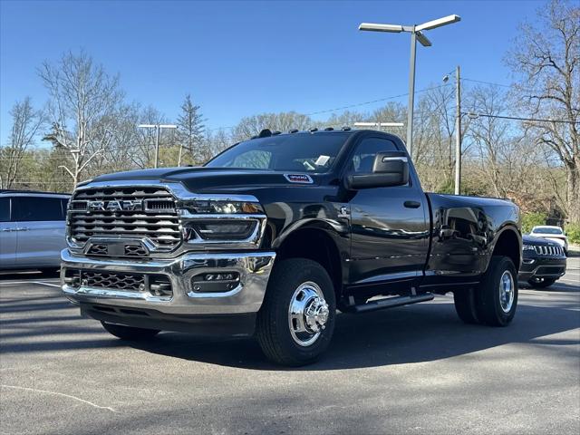2026 Ram 3500 Tradesman Regular Cab 4x4 8' Box