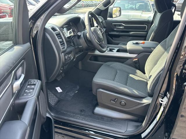 2026 Ram 1500 Big Horn Crew Cab 4x4 64 Box