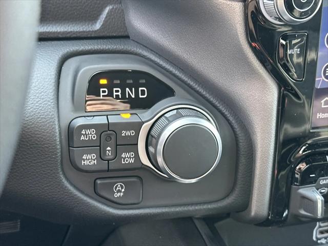 2026 Ram 1500 Big Horn Crew Cab 4x4 64 Box
