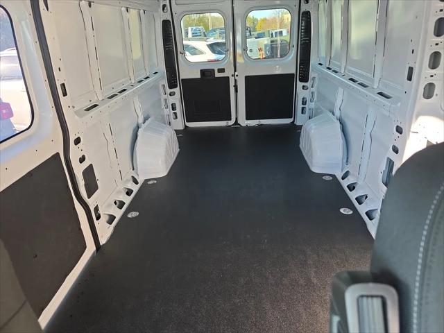 2026 Ram ProMaster Cargo Van SLT Super High Roof 159" WB EXT