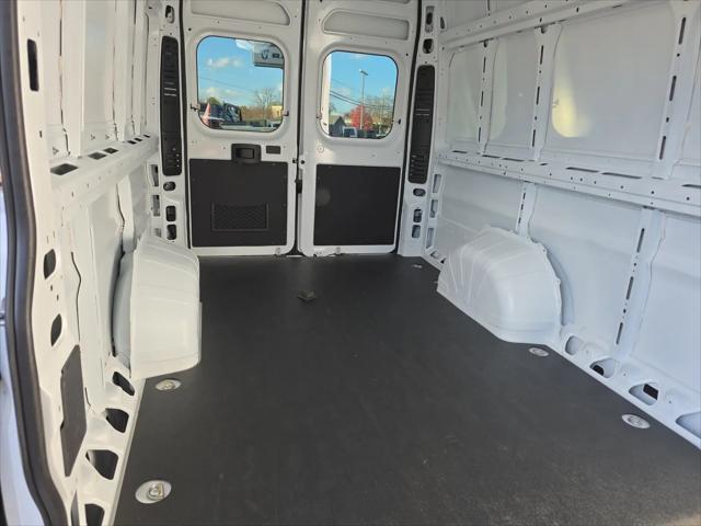 2026 Ram ProMaster Cargo Van SLT Super High Roof 159" WB EXT