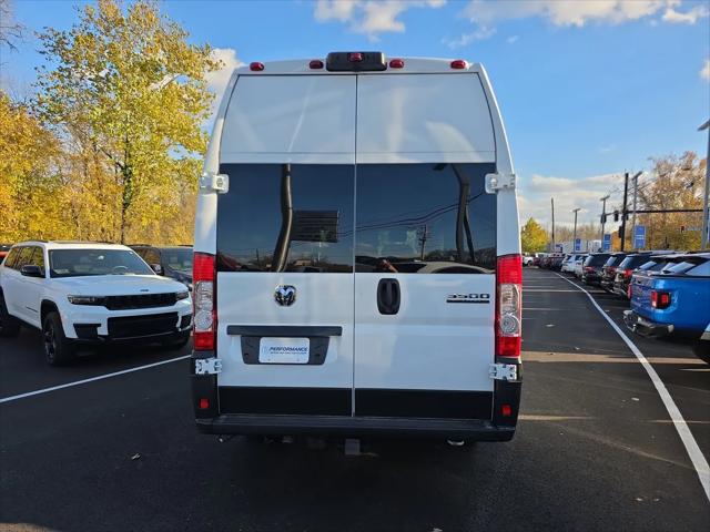 2026 Ram ProMaster Cargo Van SLT Super High Roof 159 WB EXT