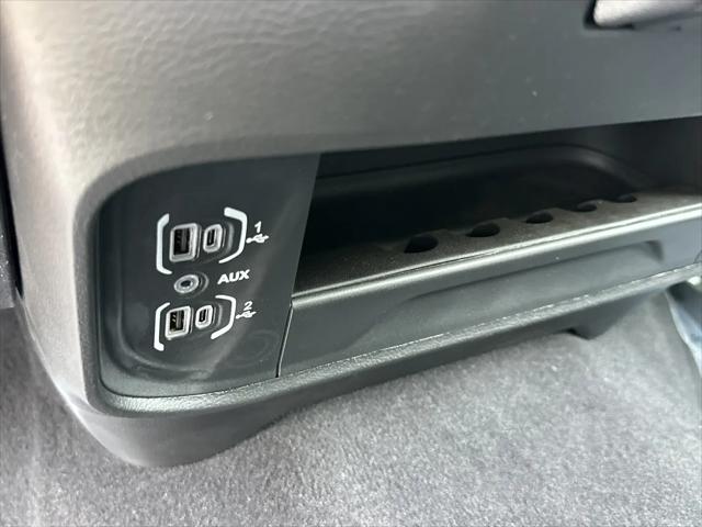 2026 Ram 3500 Tradesman Crew Cab 4x4 8 Box