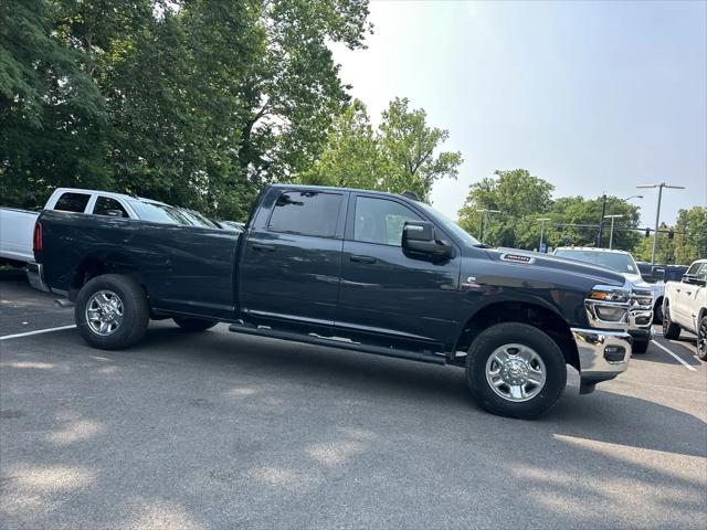 2026 Ram 3500 Tradesman Crew Cab 4x4 8 Box