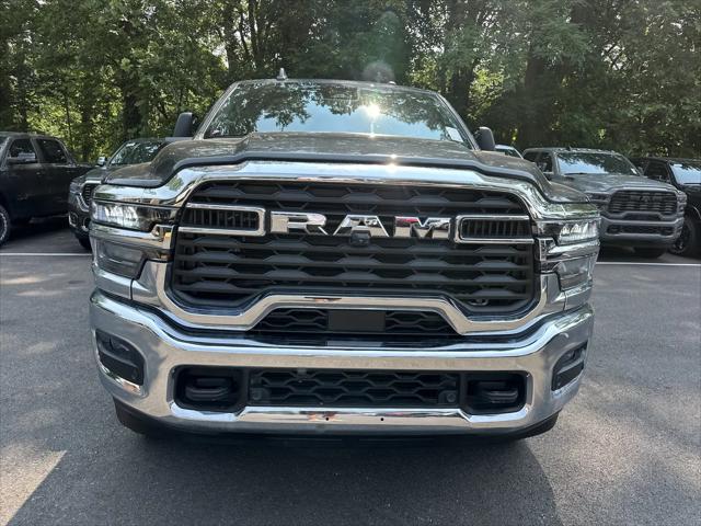 2026 Ram 3500 Tradesman Crew Cab 4x4 8 Box