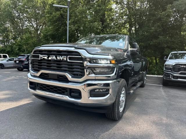 2026 Ram 3500 Tradesman Crew Cab 4x4 8 Box