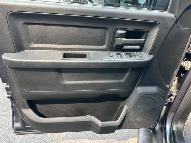 2026 Ram 3500 Tradesman Crew Cab 4x4 8 Box
