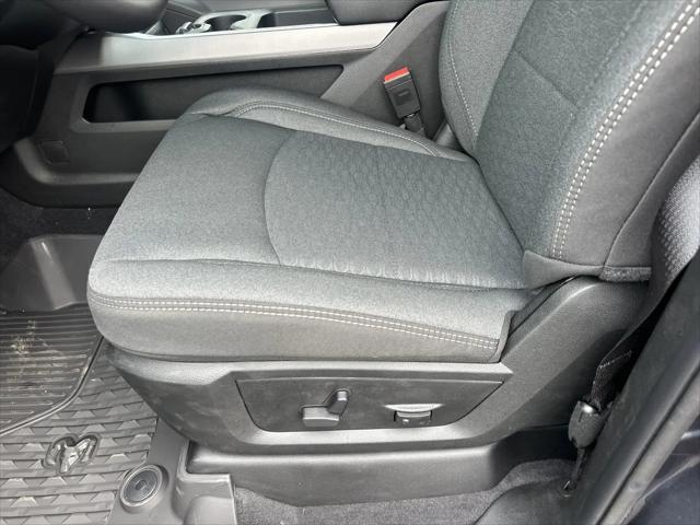2026 Ram 2500 Big Horn Crew Cab 4x4 64 Box