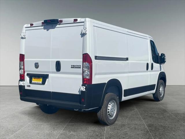 2026 Ram ProMaster Cargo Van Tradesman Low Roof 136" WB w/Pass Seat