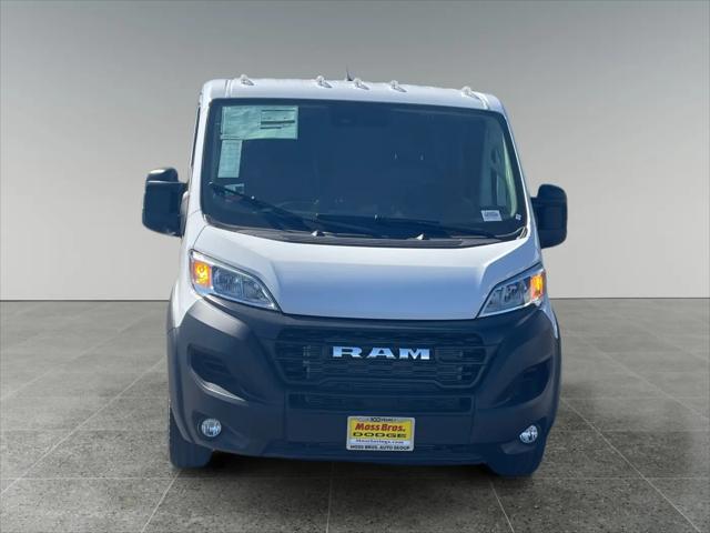 2026 Ram ProMaster Cargo Van Tradesman Low Roof 136" WB w/Pass Seat