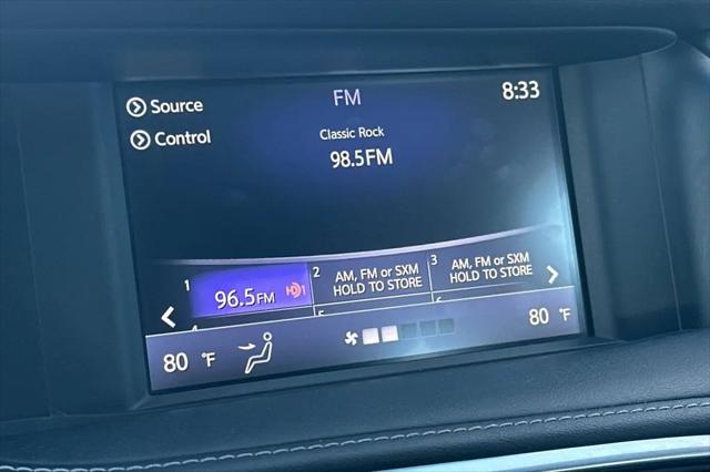 2018 INFINITI QX30 Luxury