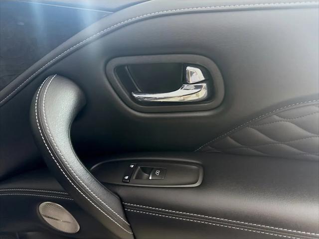 2022 INFINITI QX80 SENSORY