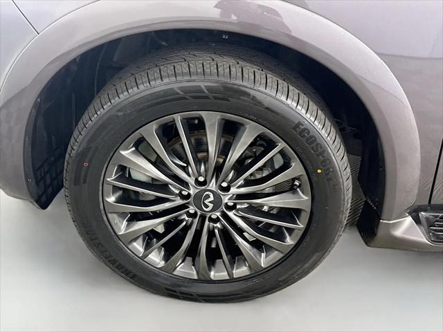 2022 INFINITI QX80 SENSORY