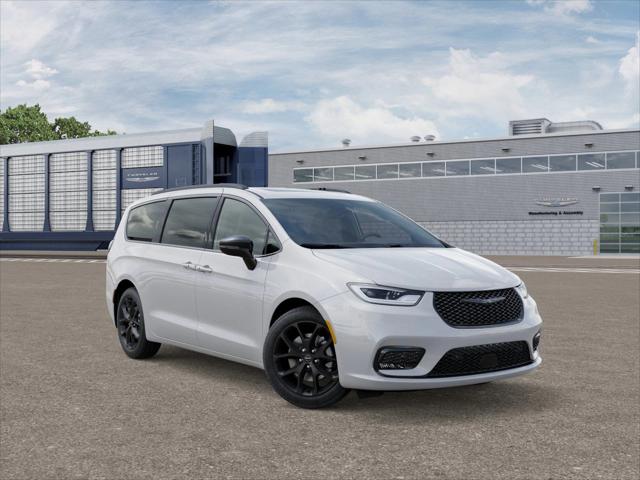 2026 Chrysler Pacifica Limited AWD