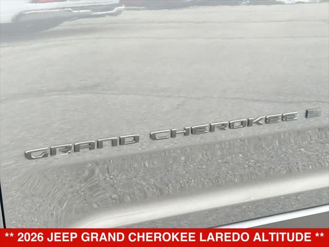 2026 Jeep Grand Cherokee Altitude 4x2