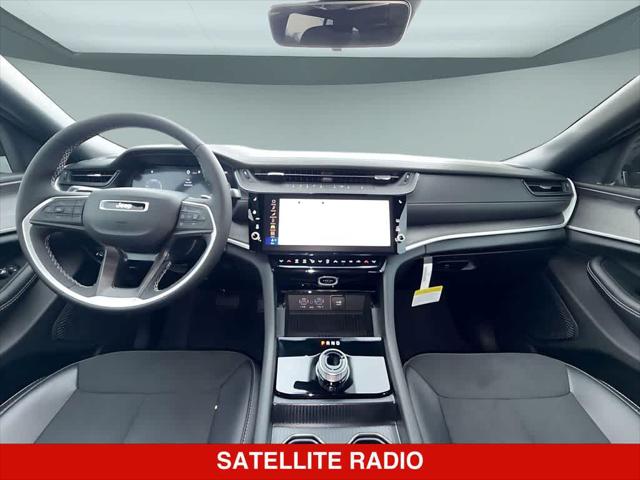 2026 Jeep Grand Cherokee Altitude 4x2