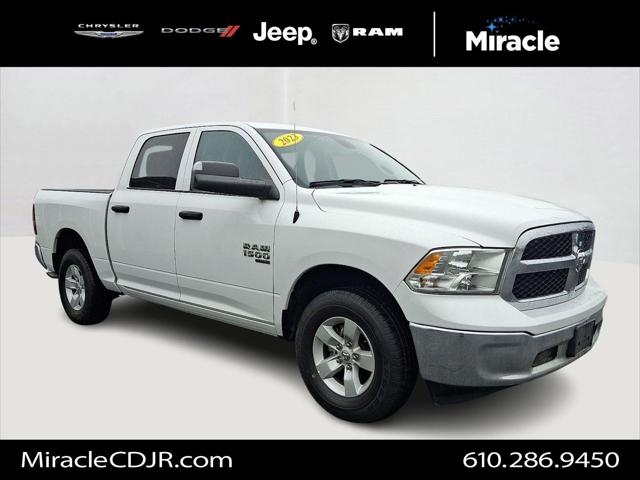 2023 RAM 1500 Classic SLT Crew Cab 4x4 57 Box