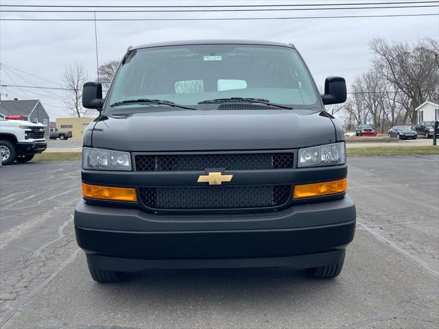 2026 Chevrolet Express Cargo Van 2500 Regular Wheelbase, WT, RWD