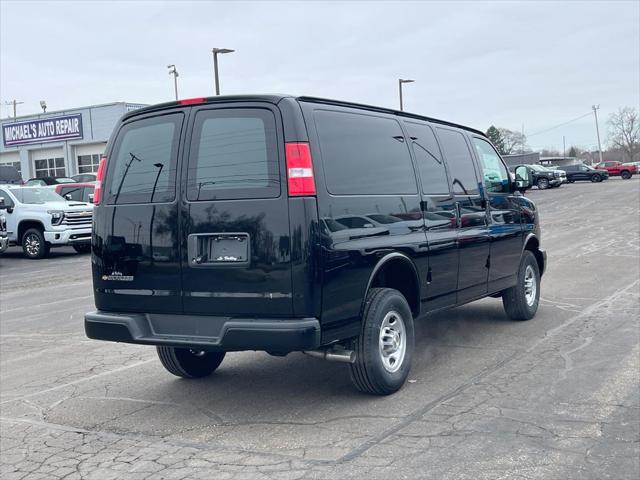 2026 Chevrolet Express Cargo Van 2500 Regular Wheelbase, WT, RWD