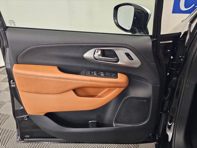 2026 Chrysler Pacifica Pinnacle AWD