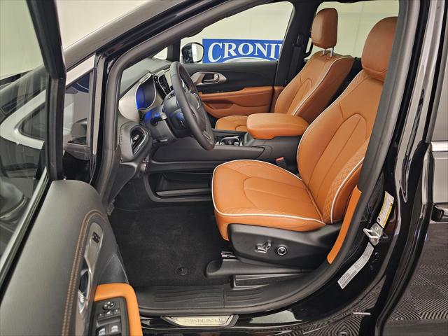 2026 Chrysler Pacifica Pinnacle AWD