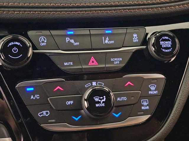 2026 Chrysler Pacifica Pinnacle AWD