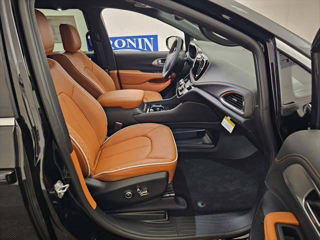 2026 Chrysler Pacifica Pinnacle AWD