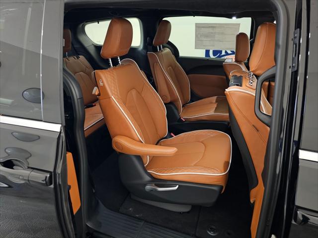 2026 Chrysler Pacifica Pinnacle AWD
