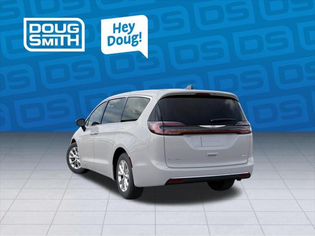 2026 Chrysler Pacifica Select AWD