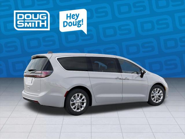 2026 Chrysler Pacifica Select AWD