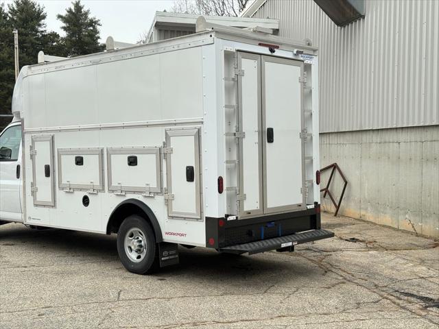 2026 Chevrolet Express Cutaway Work Van