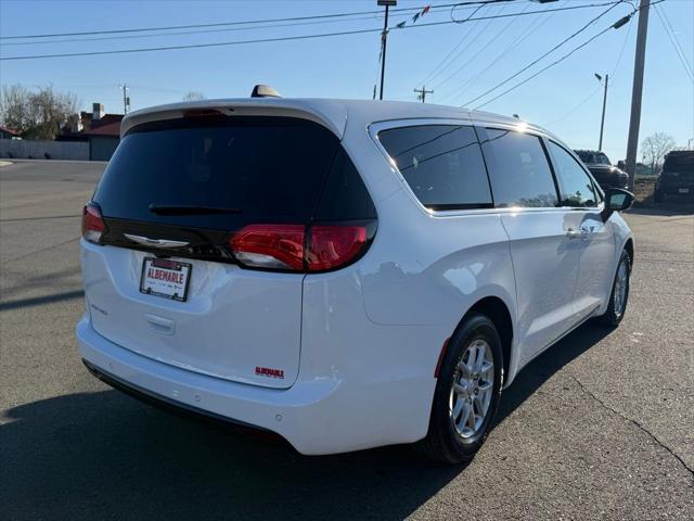 2026 Chrysler Voyager LX