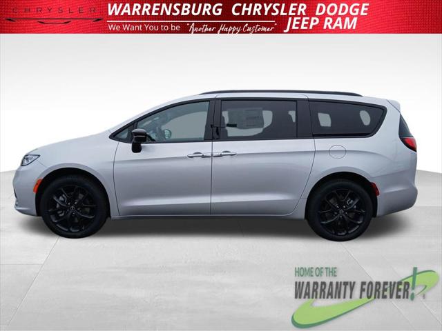 2026 Chrysler Pacifica Select AWD
