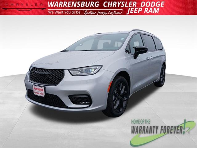 2026 Chrysler Pacifica Select AWD