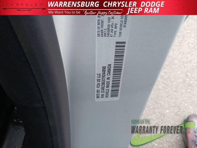 2026 Chrysler Pacifica Select AWD